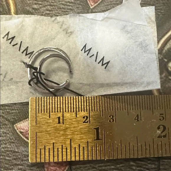 NWT MAM Silver Orbit Ear Cuff - Picture 5 of 5